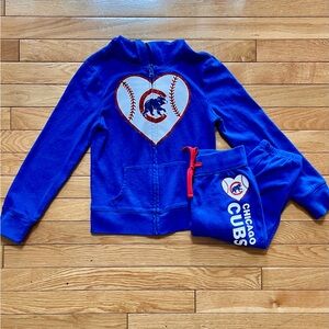 ❤️Chicago Cubs zip up jacket and matching capri sweats!